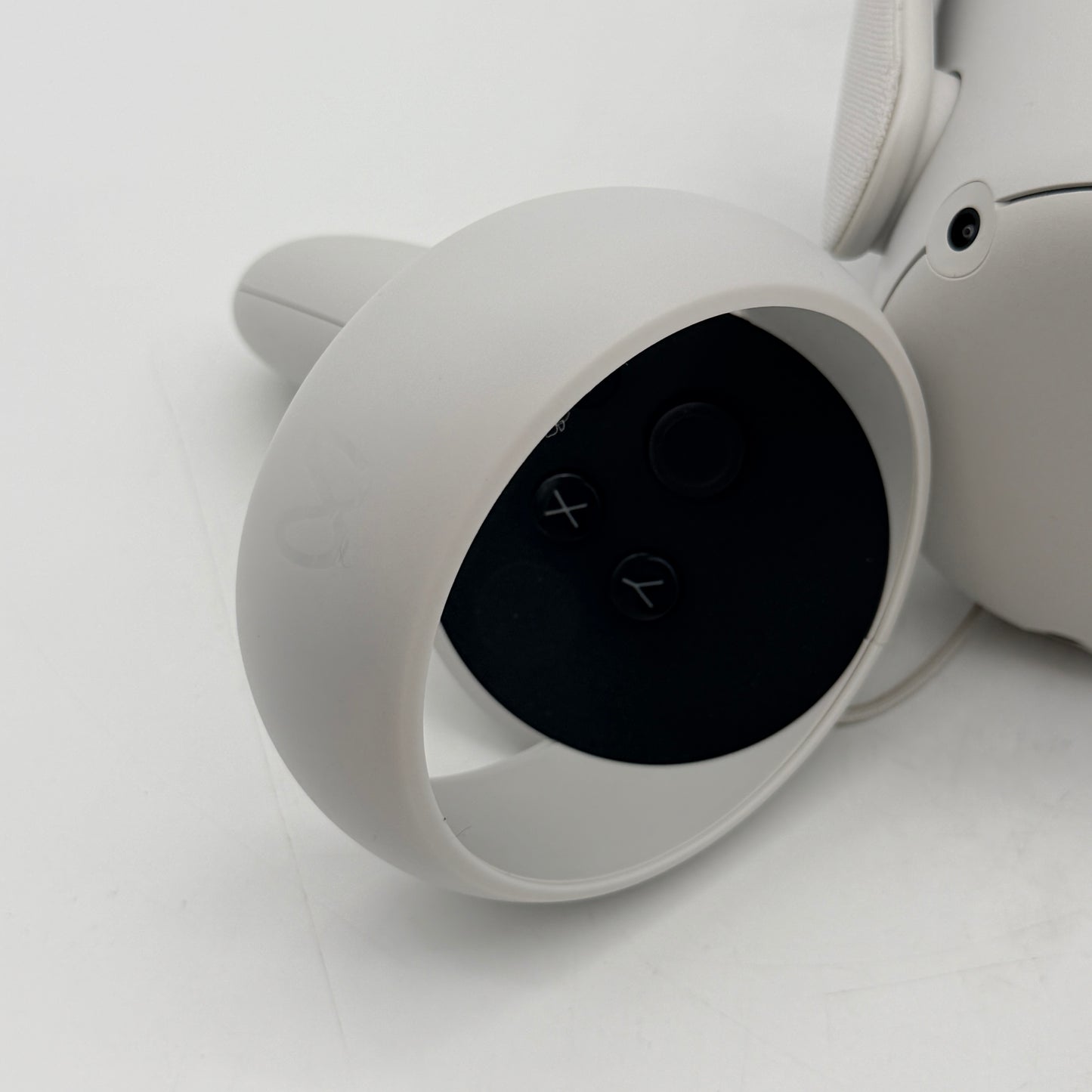 Meta Quest 2 VR Headset - Used - A White