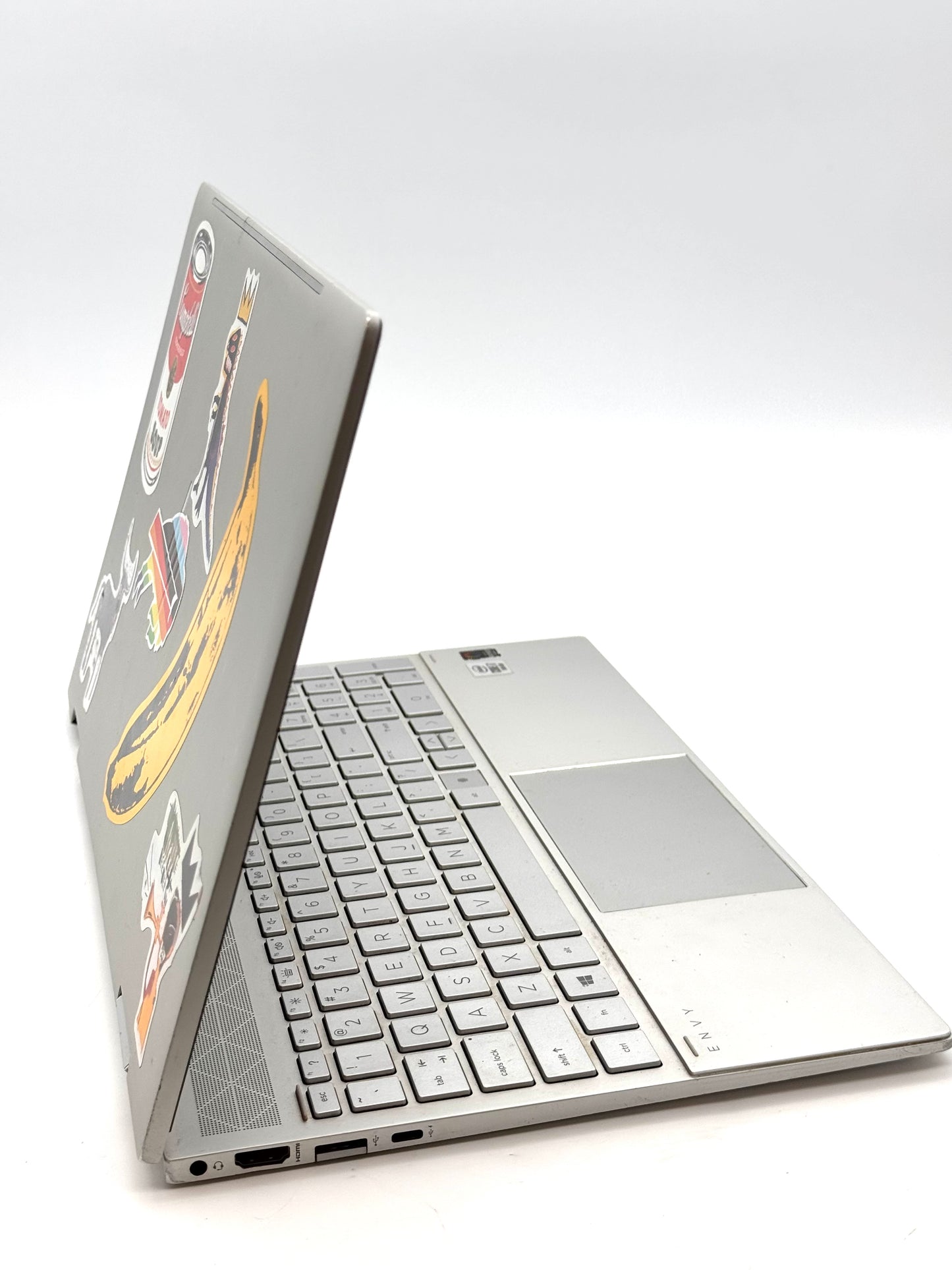 HP ENVY x360 Laptop - 15m-ed0023dx **** Broken Hinge & Screen ******