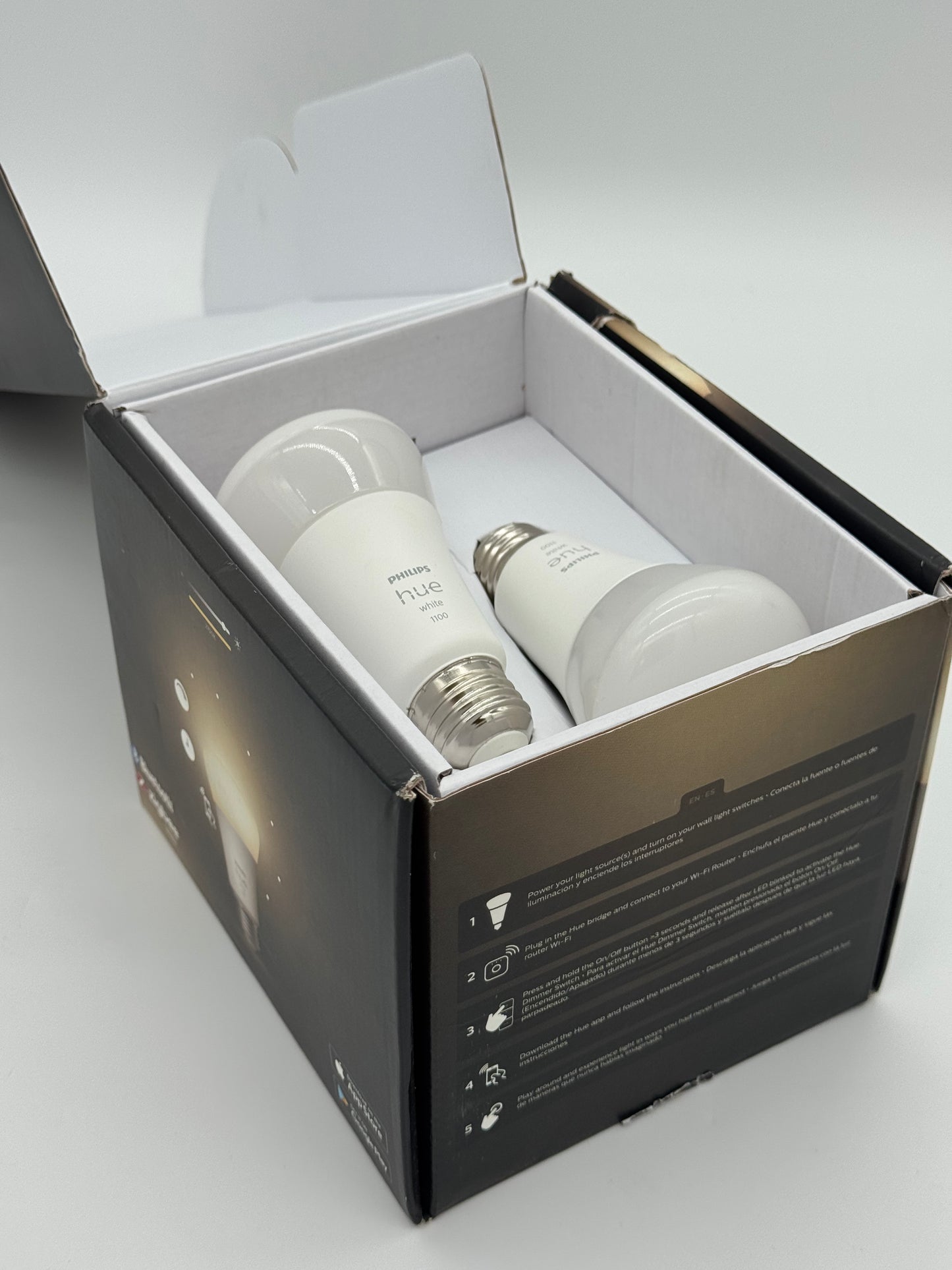 Philips Hue Light Bulb 75W with Bridge