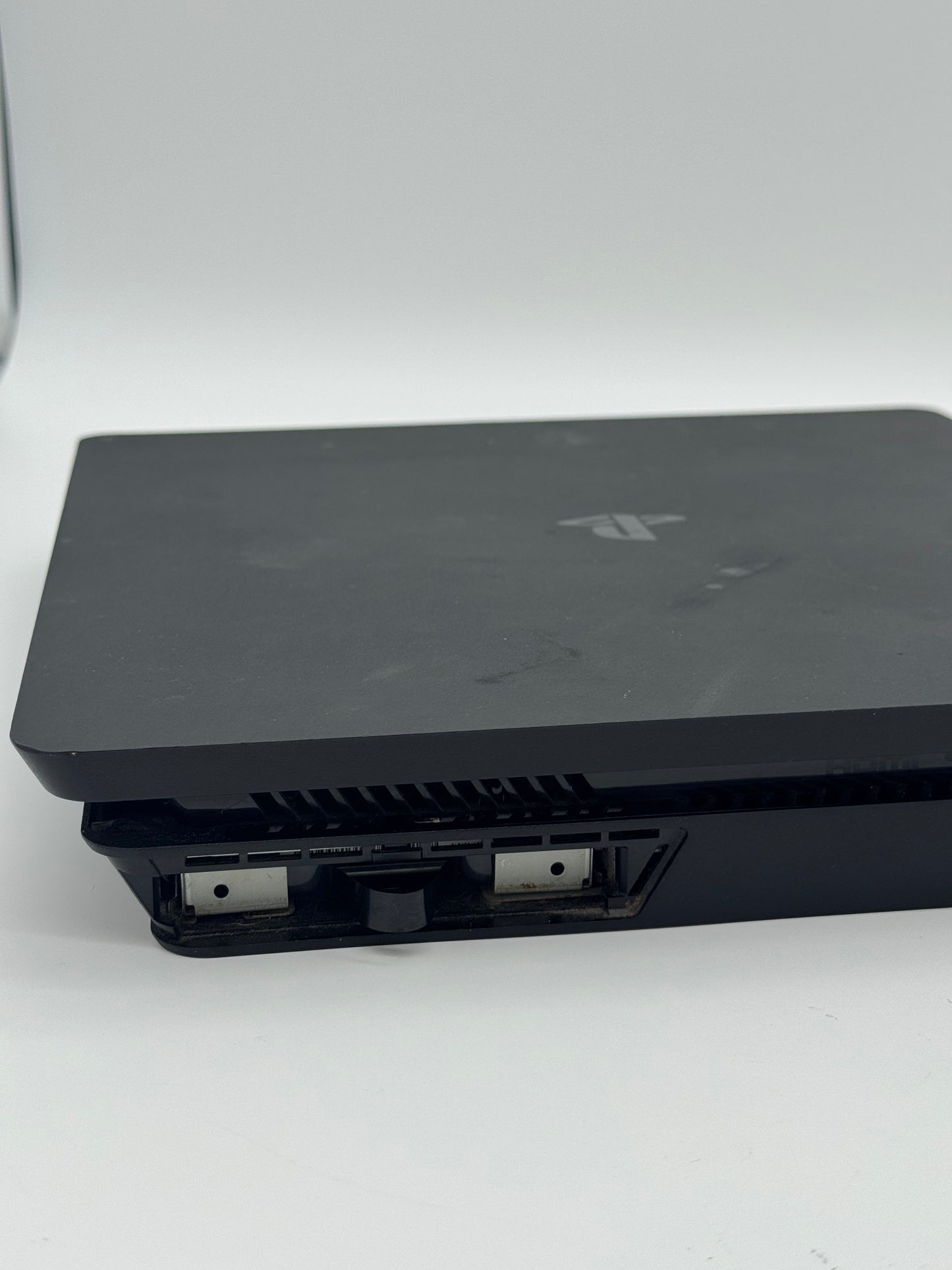 Used Sony PlayStation 4 CUH-2115B 1TB Console - Black - Free Shipping!
