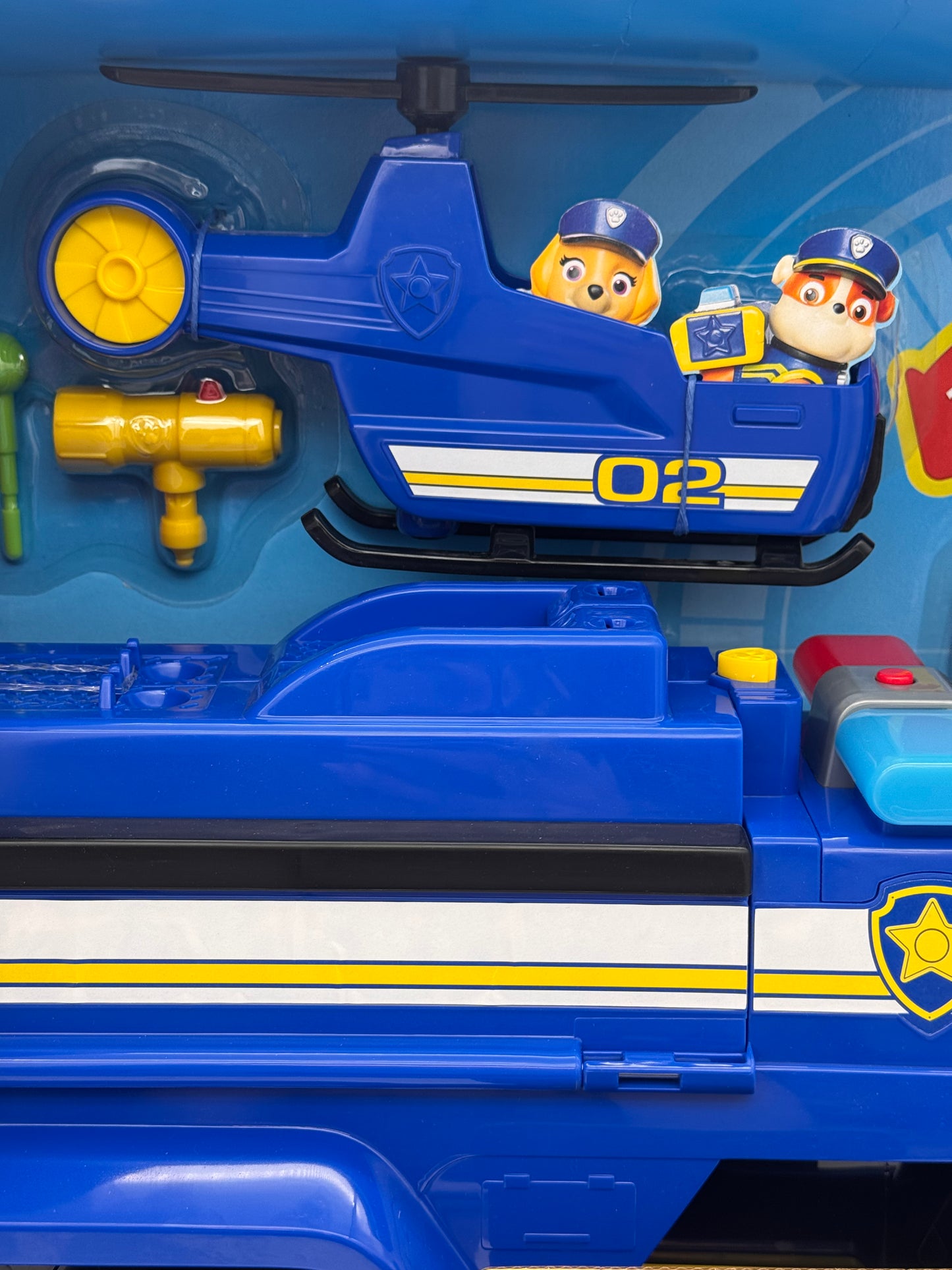 Spin Master Paw Patrol Chase Ultimate Police Cruiser - New In Box