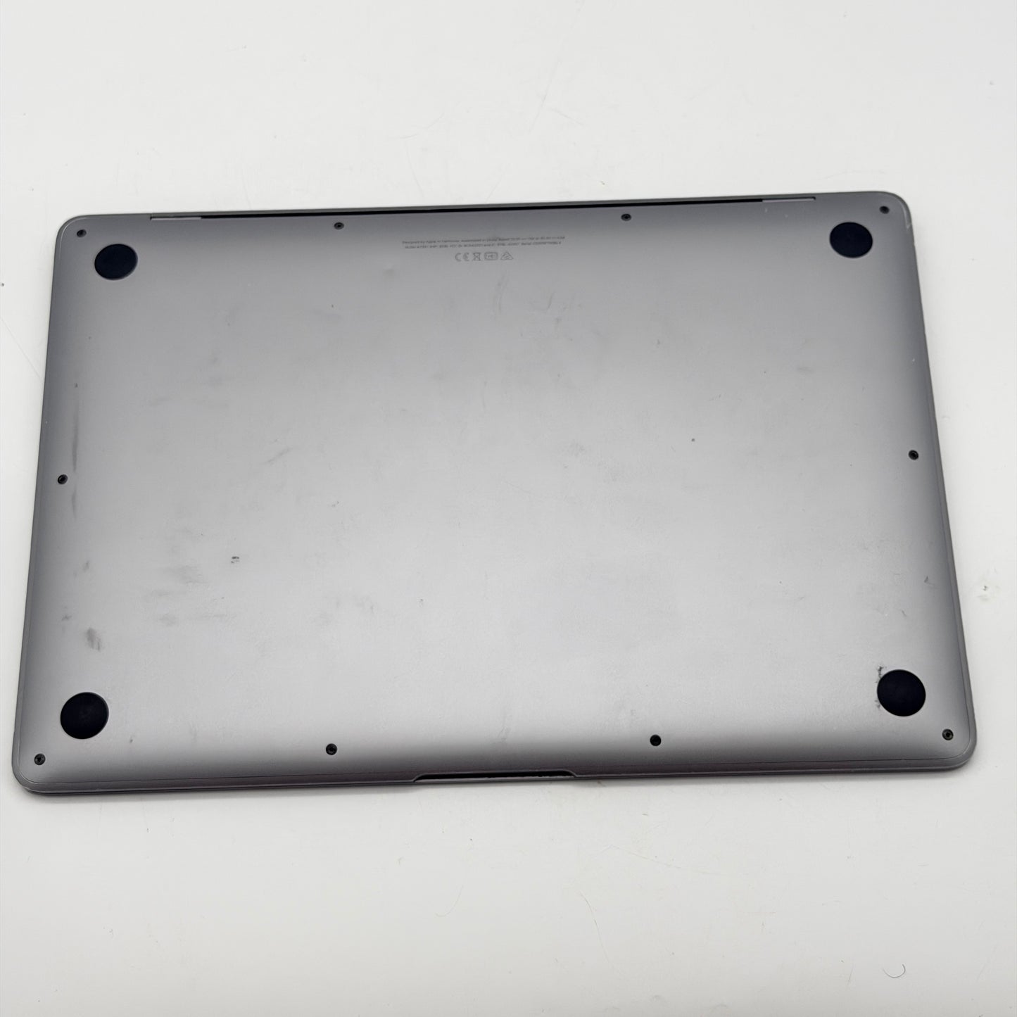 Apple MacBook Air 13-inch M1 A2337 2020 256GB 8GB Space Gray