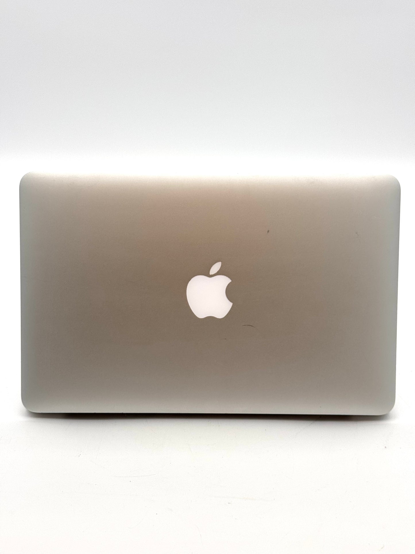 Apple MacBook Air 11" A1465 2014 11-inch Core i3 4GB 128GB Silver
