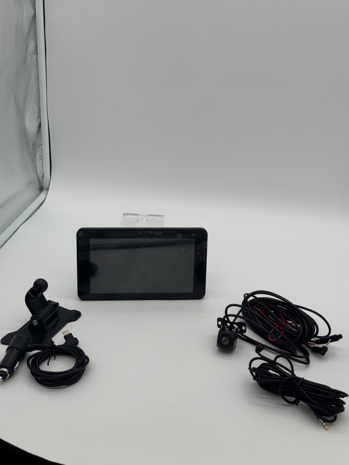 Aftermarket Apple/Android Carplay Portable Accessory - Black - Used