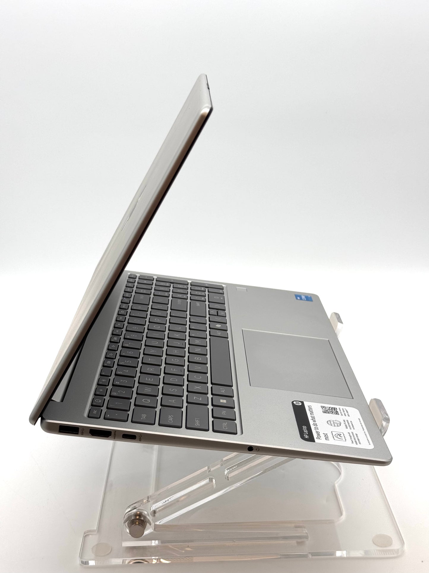HP 15-fd0027st 15-inch Core i3 13th