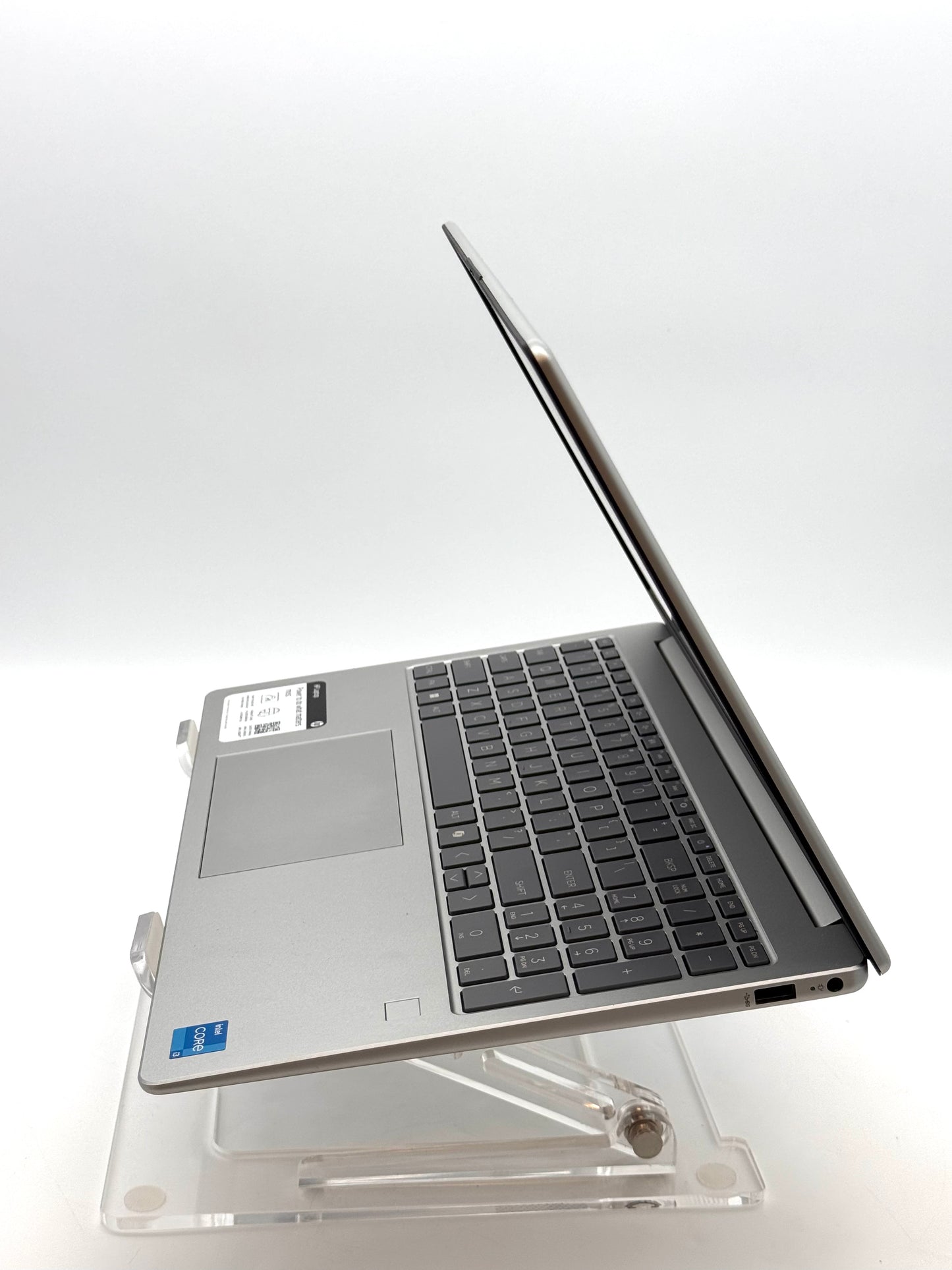 HP 15-fd0027st 15-inch Core i3 13th