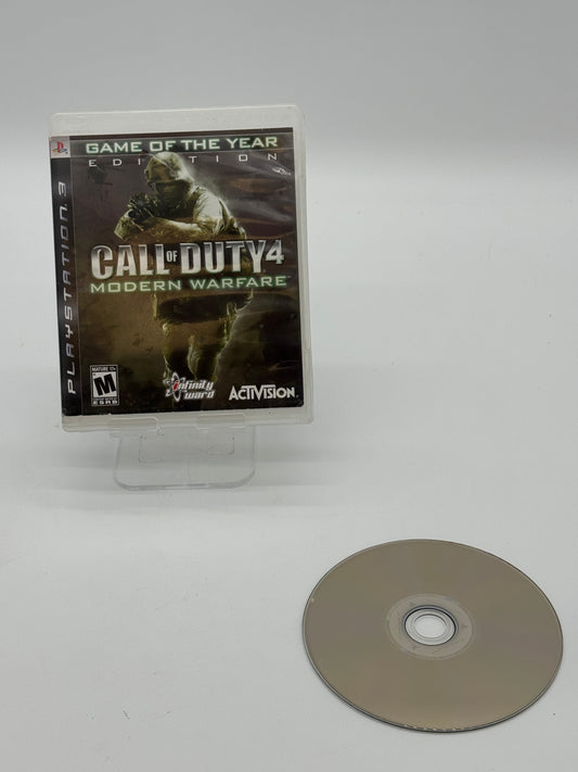 Used PlayStation 3 Call of Duty 4 Modern Warfare [Game of the Year] - Light Scratches