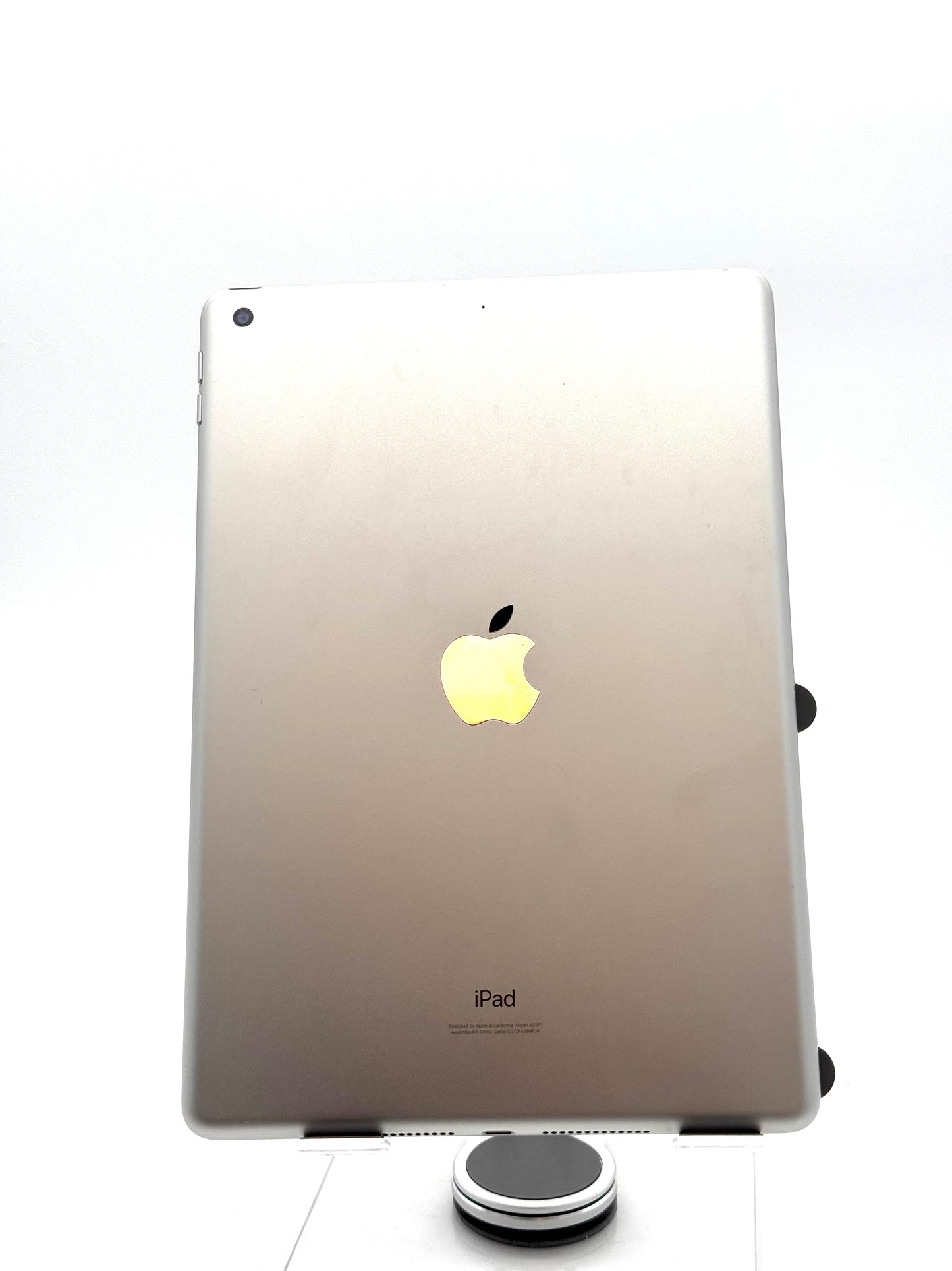 Apple iPad 7th Gen A2197 128GB Wi-Fi
