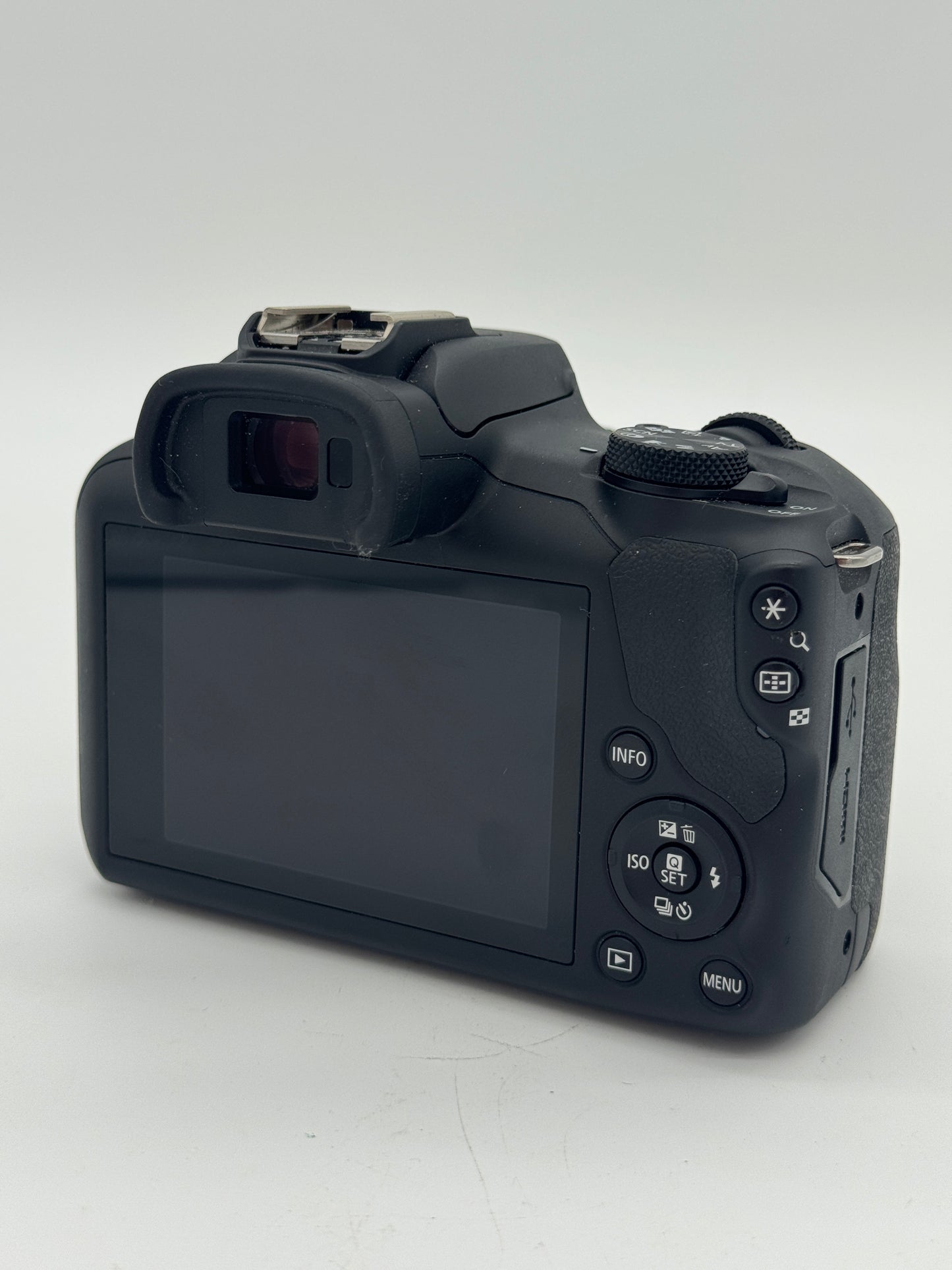 Used Canon EOS R100 Digital Camera - Black