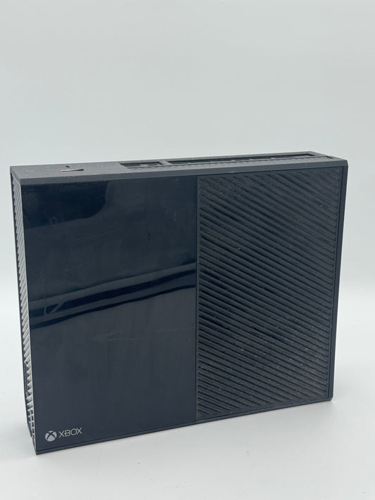 Microsoft Xbox One 2013 (Model: 1540) - 500GB - Used