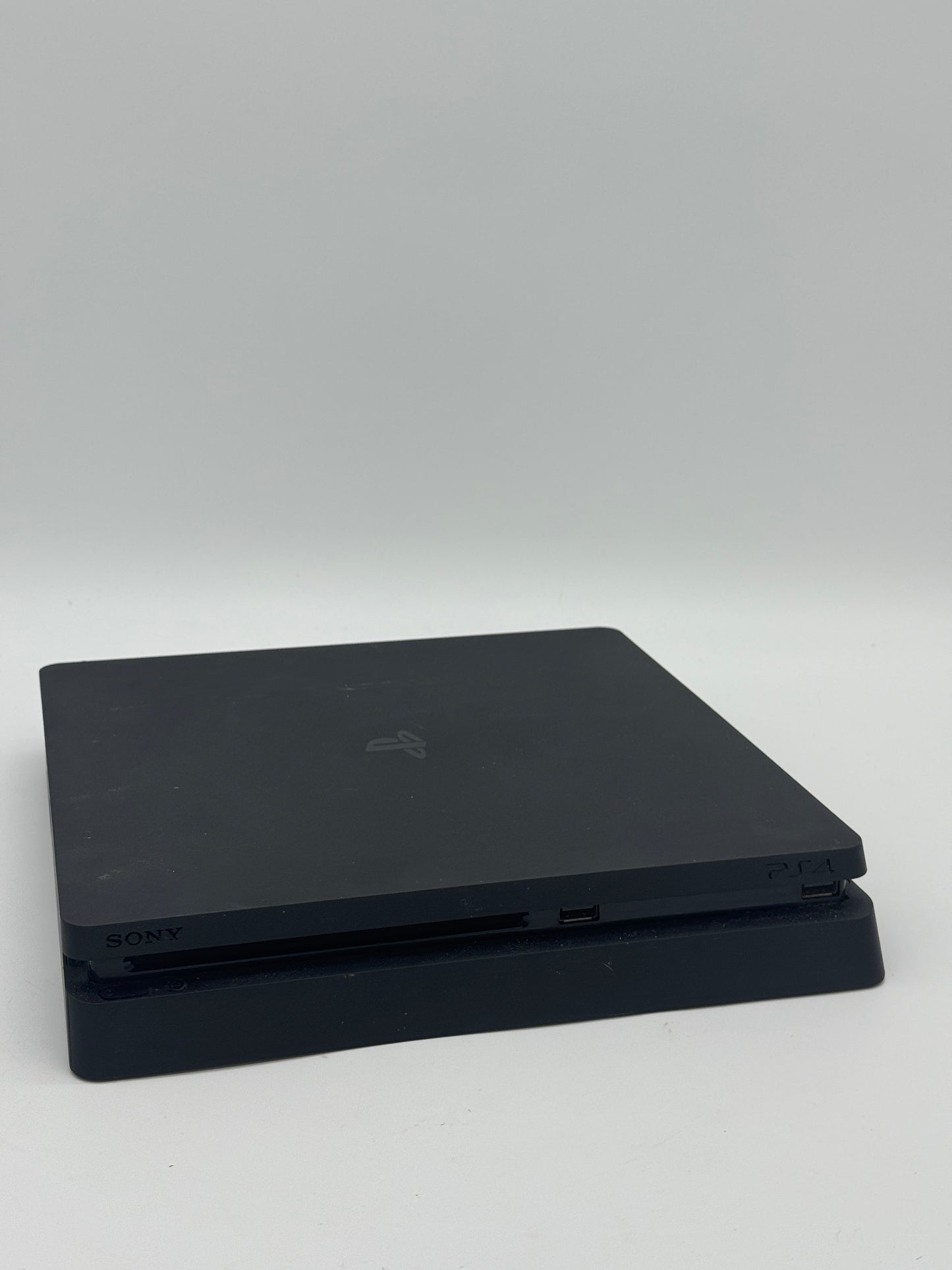 Sony PlayStation 4 CUH-2115B - 1TB Black Video Game Console - Used