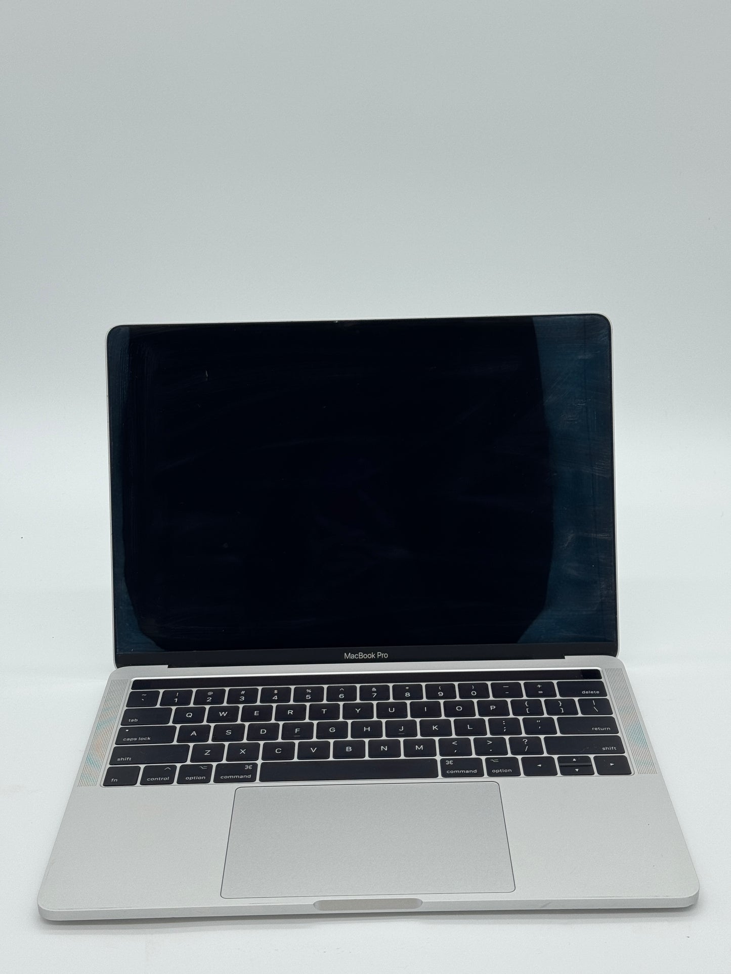 Apple MacBook Pro A1706 - Broken