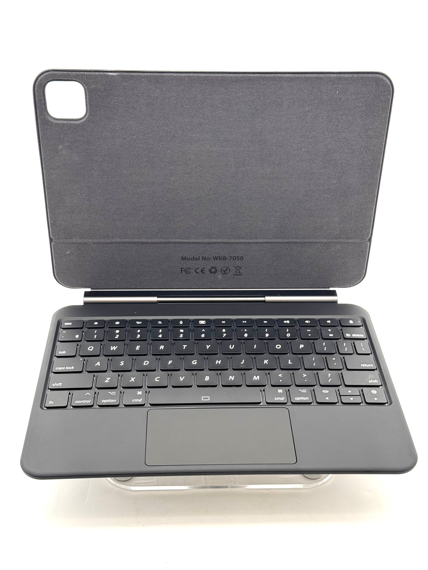 Adesso EasyTouch Folio 7050 Bluetooth Keyboard Case for iPad Pro 11" Black