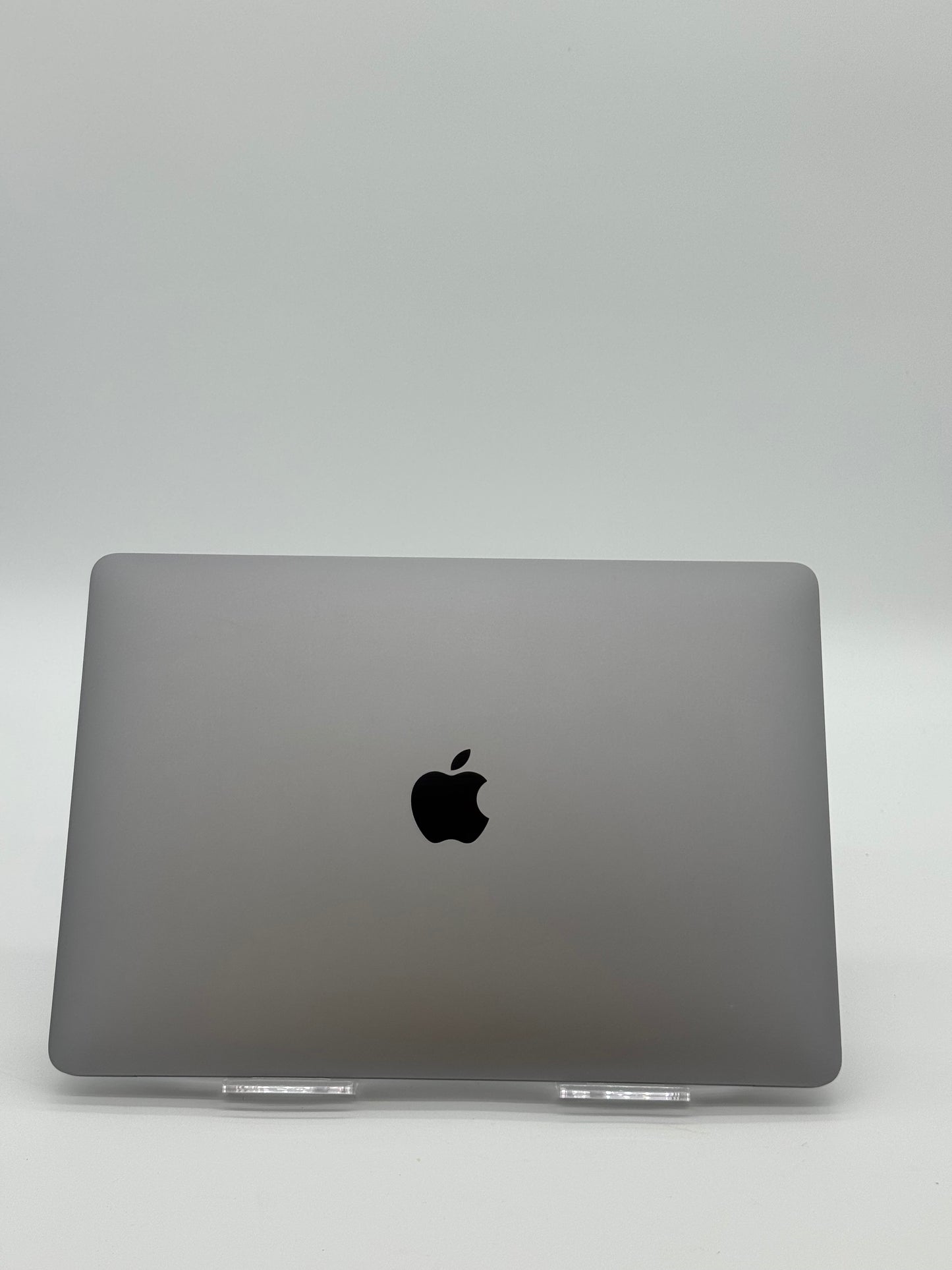 Apple Macbook Air M1 A2337 2020 - Used, 8GB RAM, 128GB SSD, Space Gray