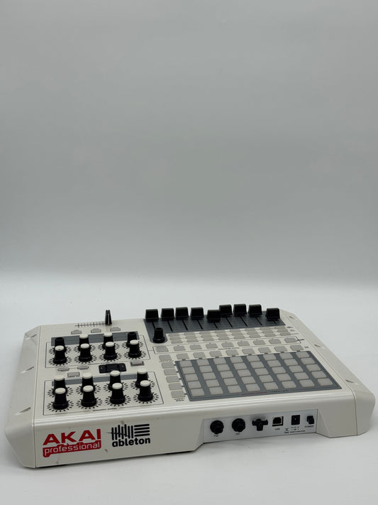 Akai Professional APC 40 Special Edition DJ Mixer - White - Used